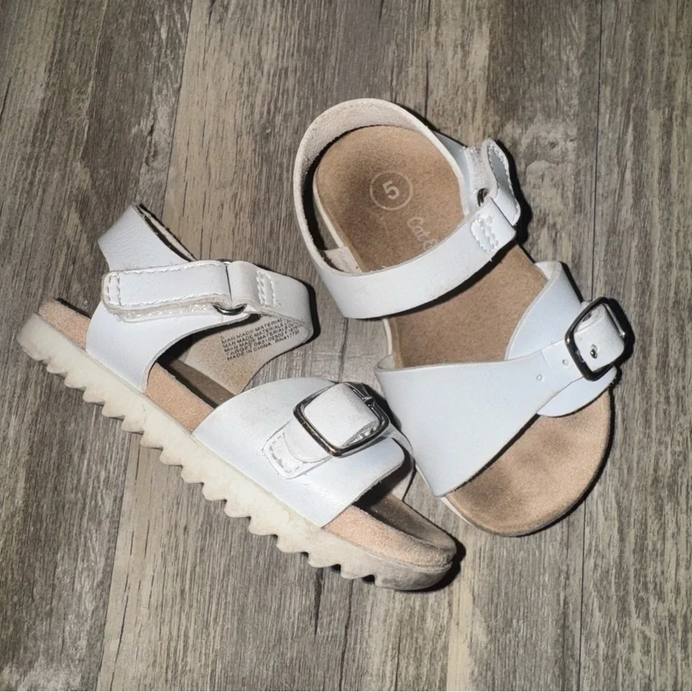 ☀️6/$20☀️ Cat & Jack Kids White Sandals with Buckles